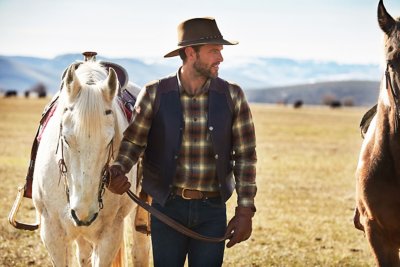 Garrison Bison Leather Vest with Concealed Carry Pockets