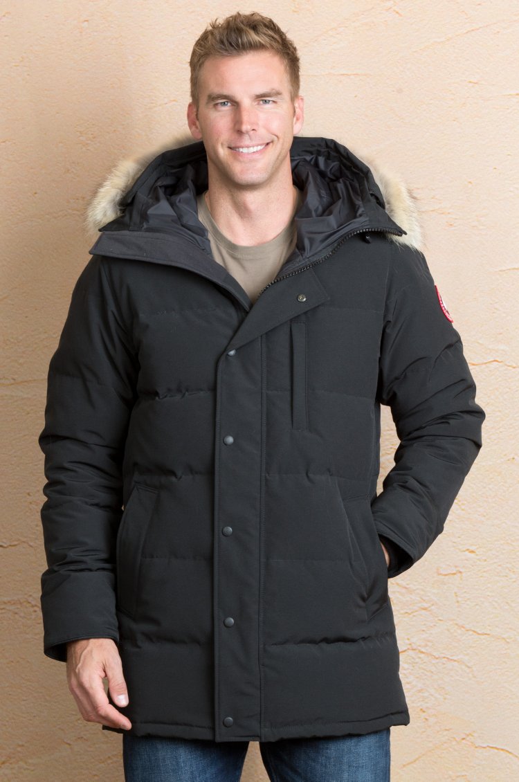 Canada Goose Carson Parka with Coyote Fur Trim | Overland