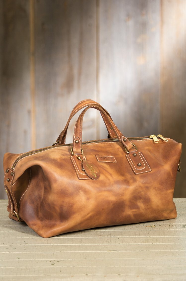 coronado leather backpack Clark Glove No.952 access zipper flap with double pulls and a #10 solid brass Ykk zipper (made in USA) No.130 Vintage Stone Washed Mailbag