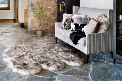 6-Pelt (5.5' x 6') Australian Sheepskin Area Rug