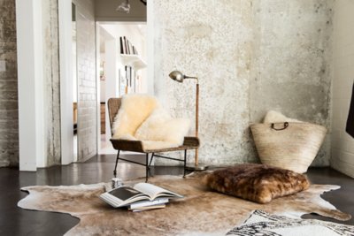 18" x 18" Australian Sheepskin Pillow